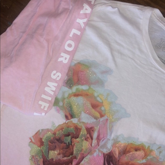 Rare Taylor Swift Shirt - Picture 9 of 16